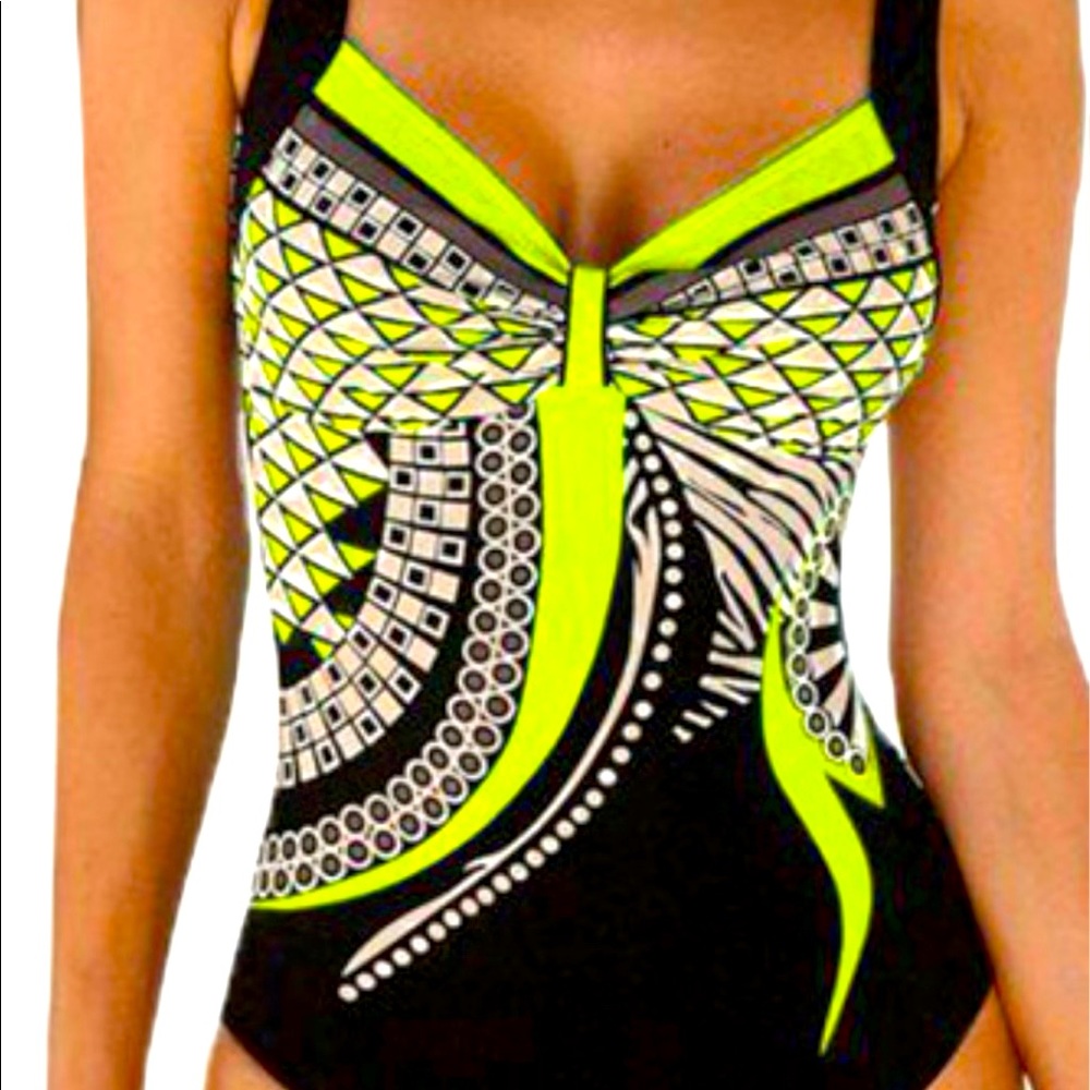 One piece suit